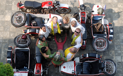 Xe side car (ba càng) du ngoạn về miền núi là một trong những tour của Victoria Hội An được du khách yêu thích.